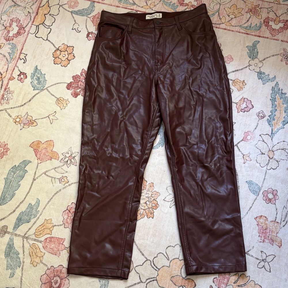 Abercrombie & Fitch Curve Love Faux Leather Pants - Burgundy